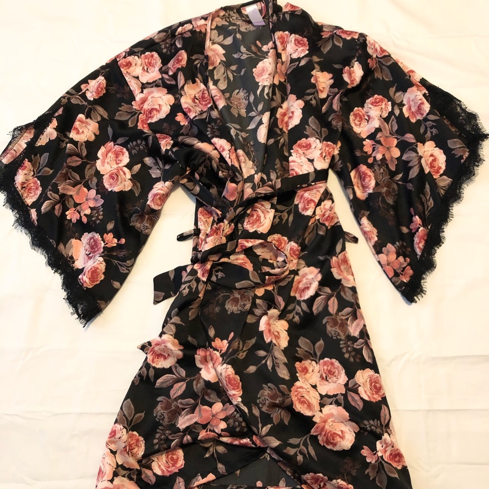 Floral robe
